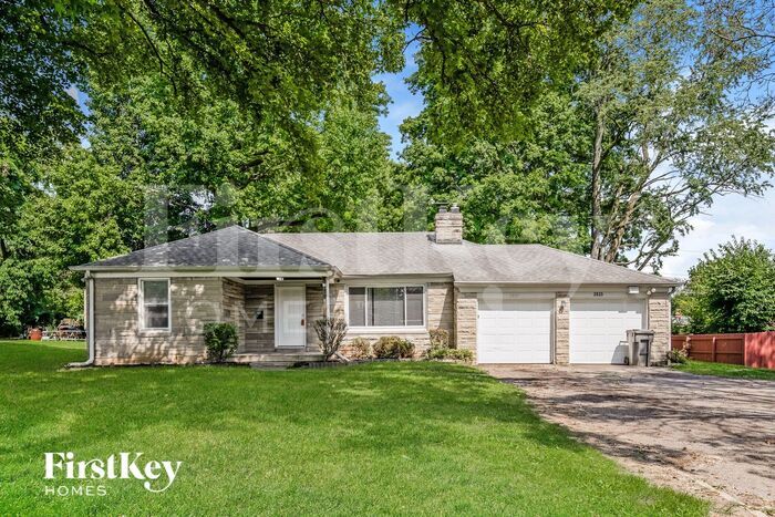 Primary Photo - 2825 Kessler Blvd Dr