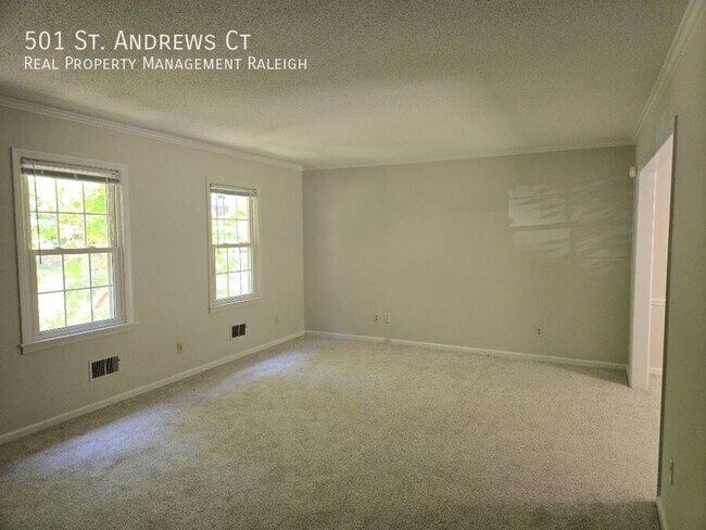 Foto del edificio - 501 St Andrews Ct
