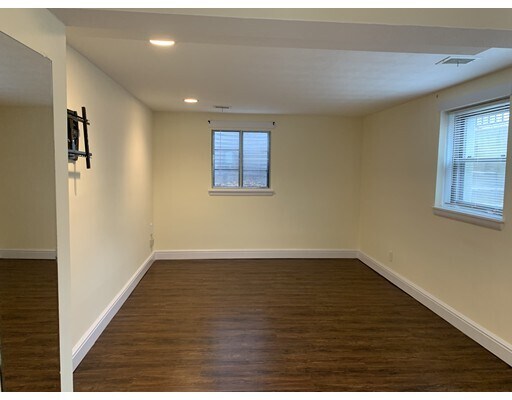 Foto del edificio - 140 Church St