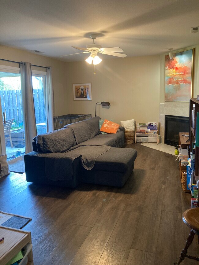 2503 E 27th Ter, Lawrence, KS 66046 Townhome Rentals in Lawrence KS