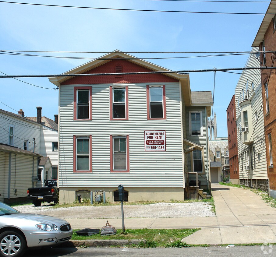Foto del edificio - 254 W 8th St