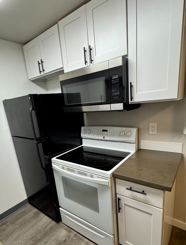 Foto del edificio - 2415 8th Ave N