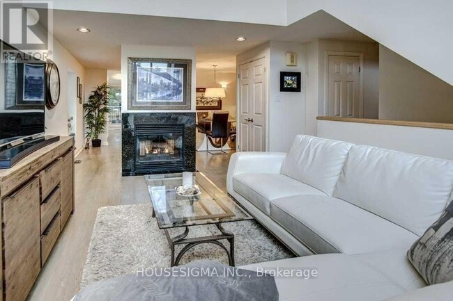 Building Photo - 116 Cranbrooke Ave