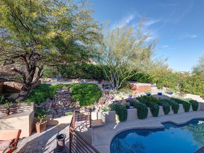 Building Photo - 15714 Chicory Dr