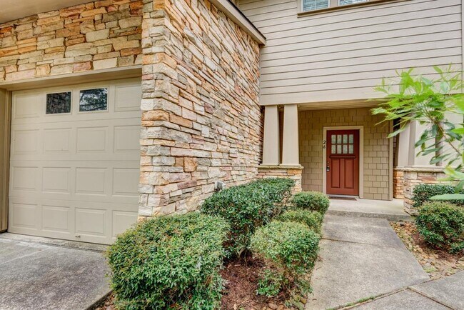 Foto del edificio - 26 Stone Creek Pl