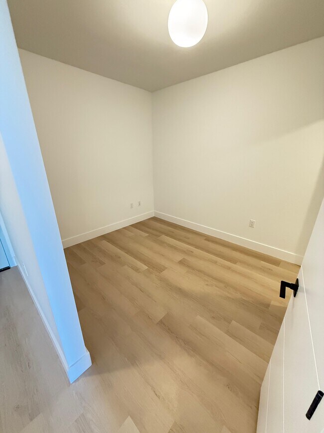 Foto del edificio - 2533 NE 183rd St