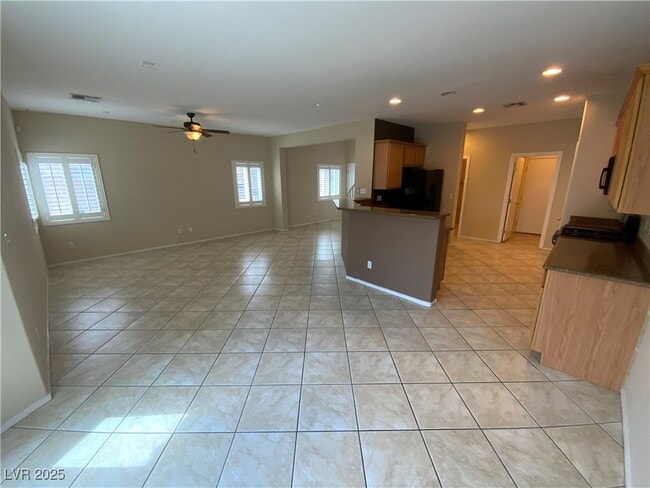 Building Photo - 3721 Gretchen Ct