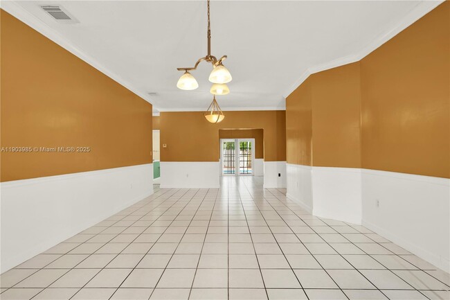 Building Photo - 13774 SW 124th Avenue Rd