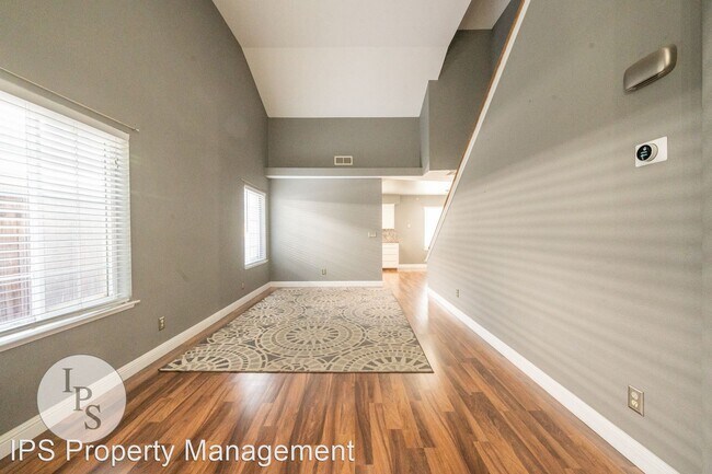 Building Photo - 3 br, 2.5 bath House - 9890 N Canyon Creek Ln