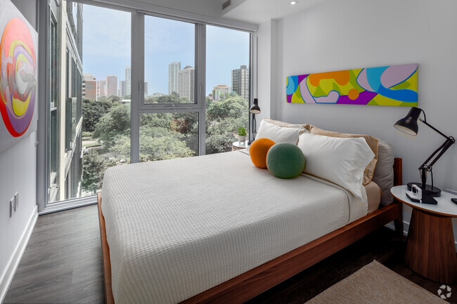 2 BR, 2 BA - 799 SF - The Ivy Apartments