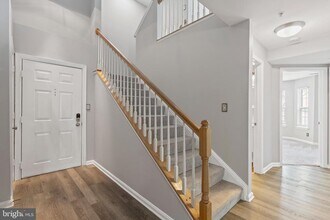 Building Photo - 15605 Everglade Ln