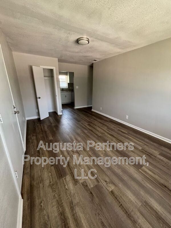 Foto del edificio - 110 3rd St