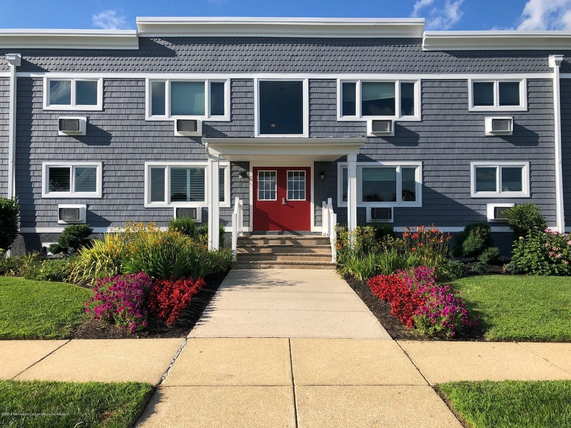 210 5th Ave Unit 25, Belmar, NJ 07719 Condo for Rent in Belmar, NJ