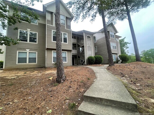 Foto del edificio - 1000 Wood Creek Dr