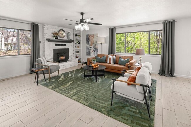 Foto del edificio - 2 Southport Ln