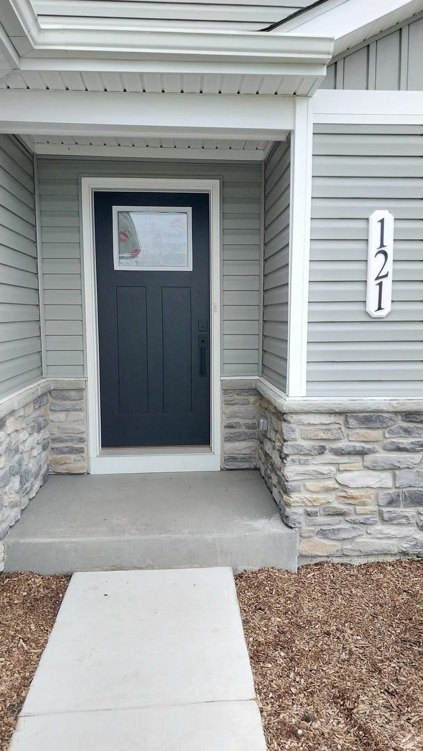 Building Photo - 121 Cornerstone Dr
