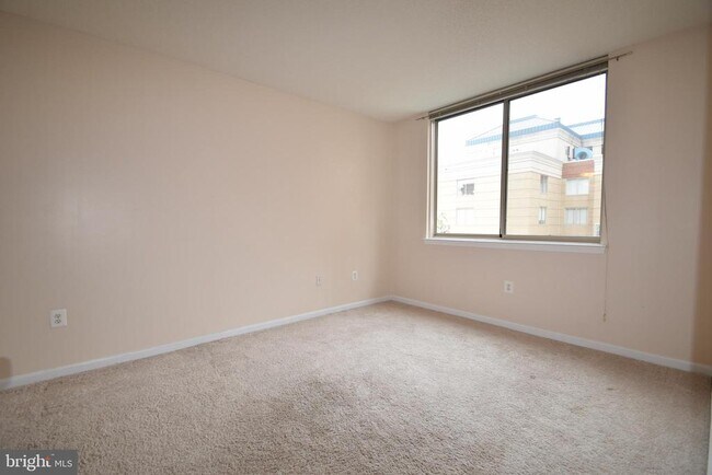 Foto del edificio - 3835 9th St N