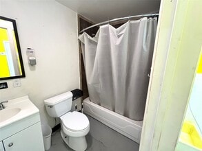 Building Photo - 1310 Nance St