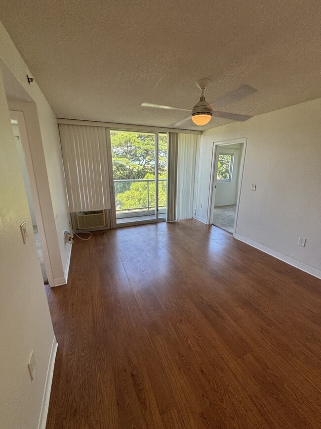 Building Photo - 94-979-979 Kau'Olu Pl