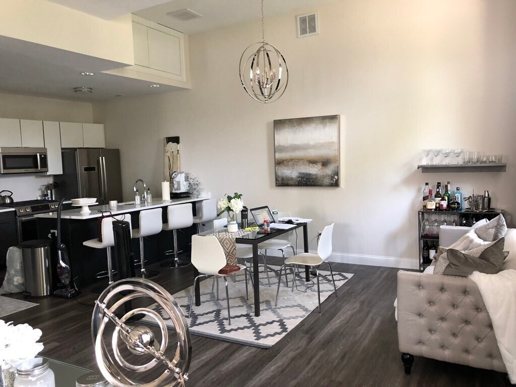 Foto principal - 1022 Hancock St