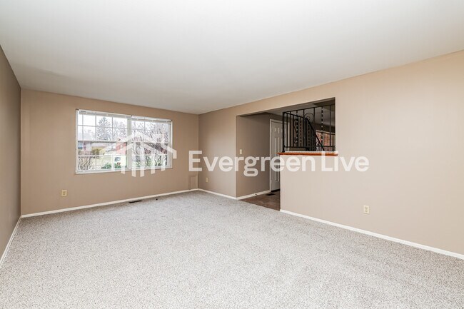 Building Photo - 4418 Procuniar Dr