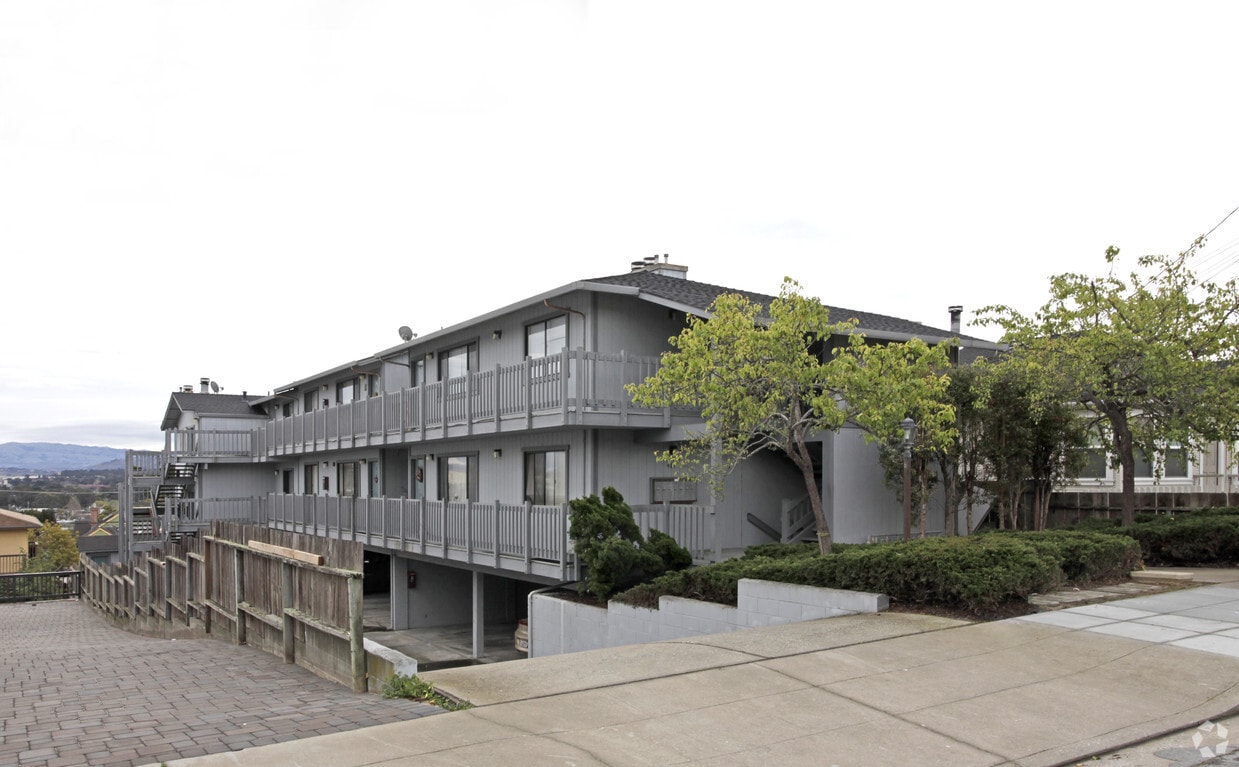 481 Watson St, Monterey, CA 93940 Apartments in Monterey, CA