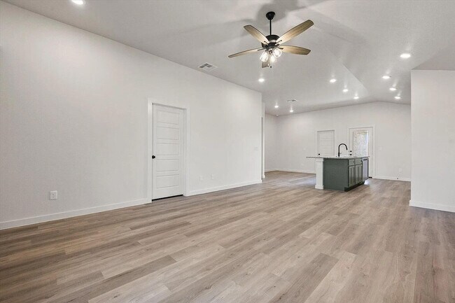 Foto del edificio - 7215 8th St