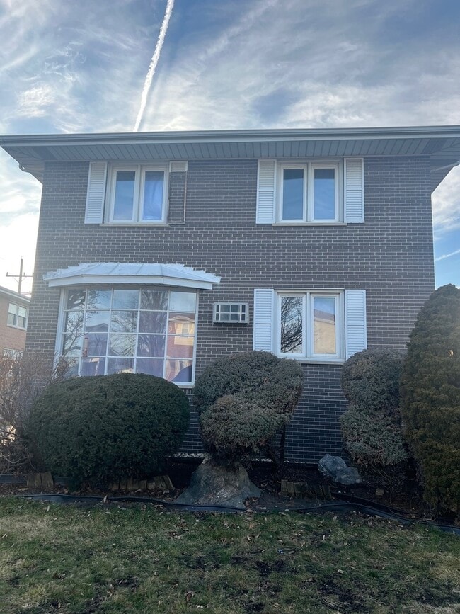Building Photo - 4424 Forest Ave