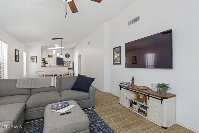 Foto del edificio - 11853 Auburn Sands Dr