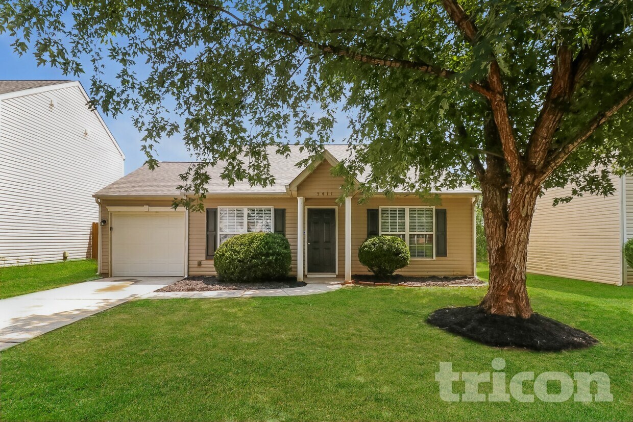 Foto principal - 5411 Peachwood Dr