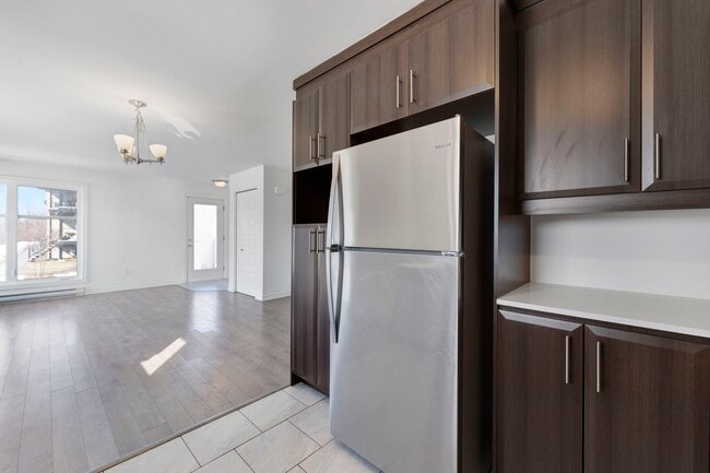 Building Photo - 578 du Plateau Boulevard