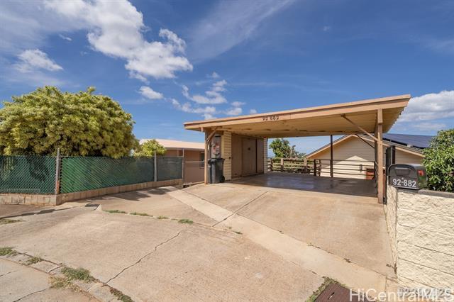 Building Photo - 92-882-882 Wainohia St