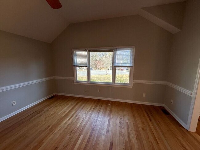 Foto del edificio - Beautiful Ranch style 3 Bed 2 Bath Home! Large Yard and 2 Car Garage!