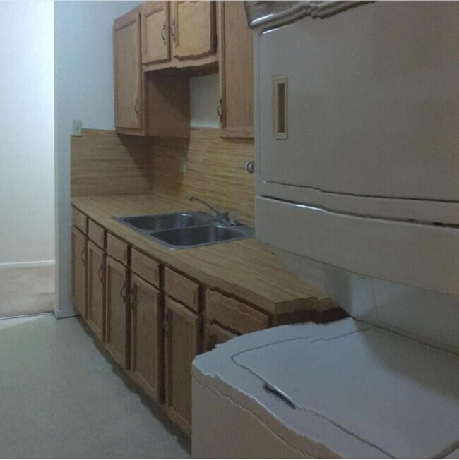 Foto del edificio - 104 E 21st St