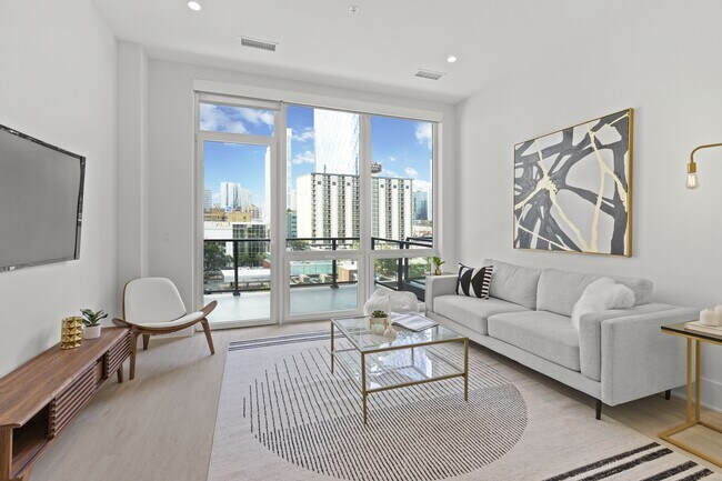 Foto del edificio - 812 West Adams