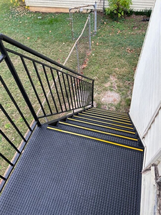 Foto del edificio - 228 S Walnut Ave