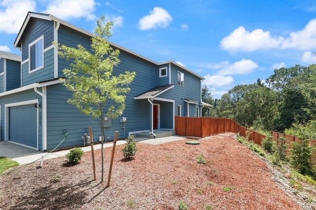 Building Photo - 7801 24th Ct SE
