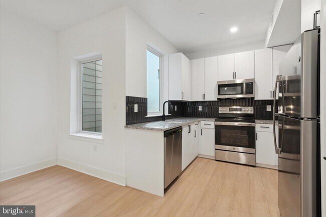 Foto del edificio - 1643 N 2nd St