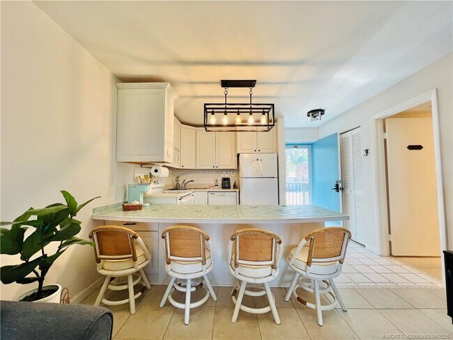 Foto del edificio - 2400 S Ocean Dr