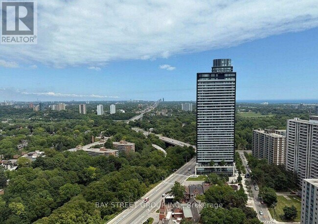 Photo du bâtiment - 609 Sherbourne St