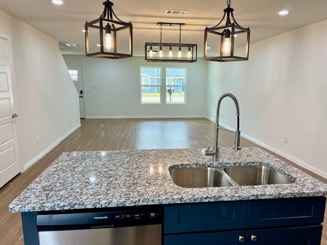 Kitchen - 5909 Grayson St