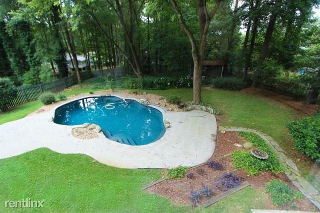 Building Photo - 4 br, 3 bath House - 155 Jay Drive