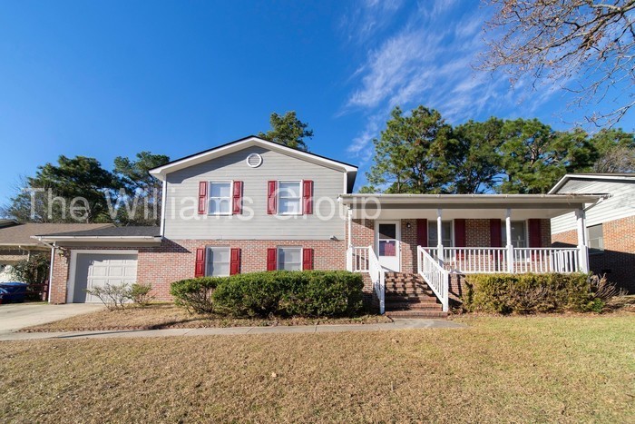 Foto principal - 6886 Green Creek Rd