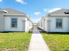 Building Photo - 17 Sandpiper Ave