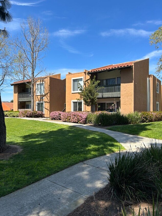 17141 W Bernardo Dr, San Diego, CA 92127 Condo for Rent in San Diego, CA