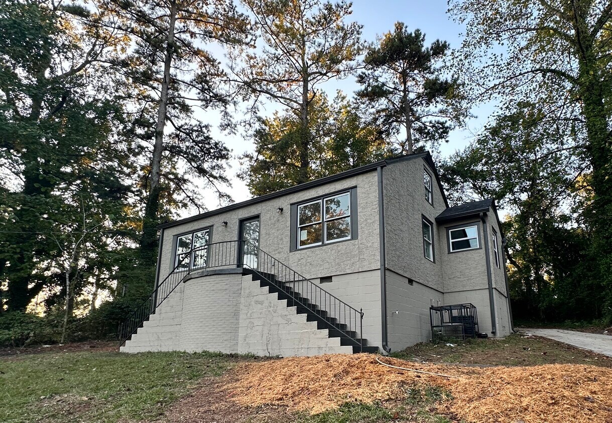 Building Photo - 2791 Miles Cir