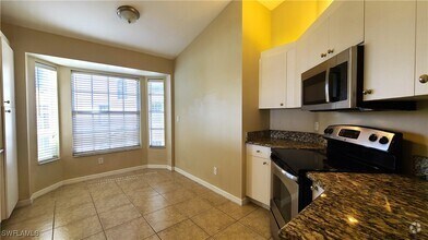 Building Photo - 9321 Alamander Ct