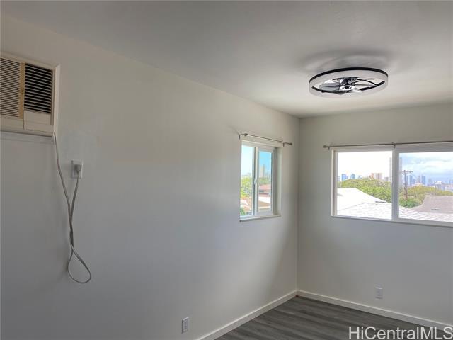 Building Photo - 1122 4th Ave