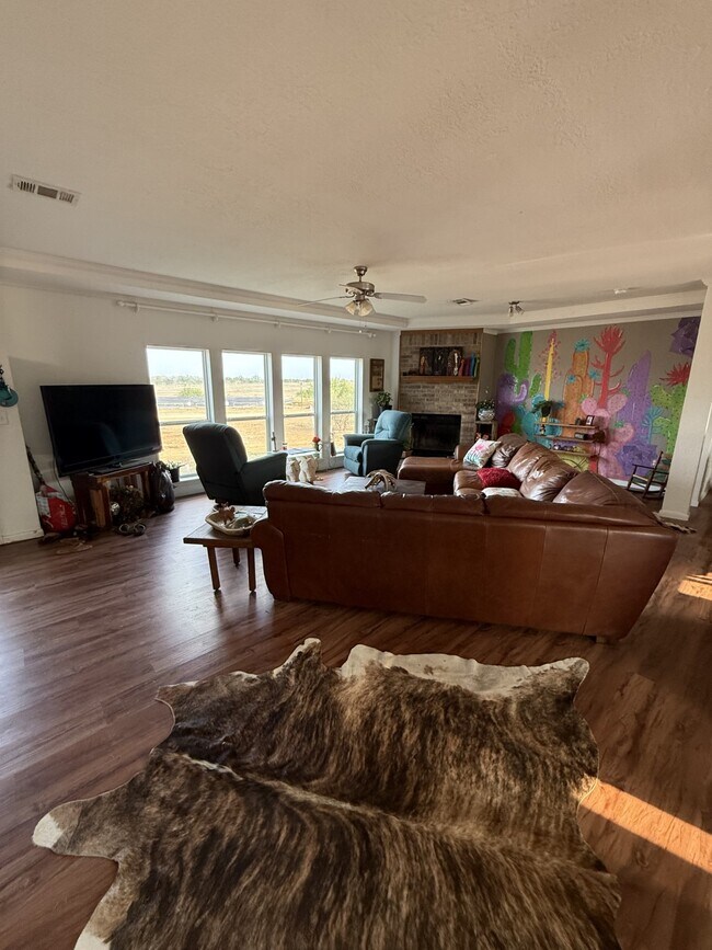 Foto del edificio - 2133 Co Rd 430