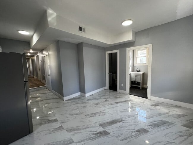 Foto del edificio - 237-239 South 7th Street, 2R